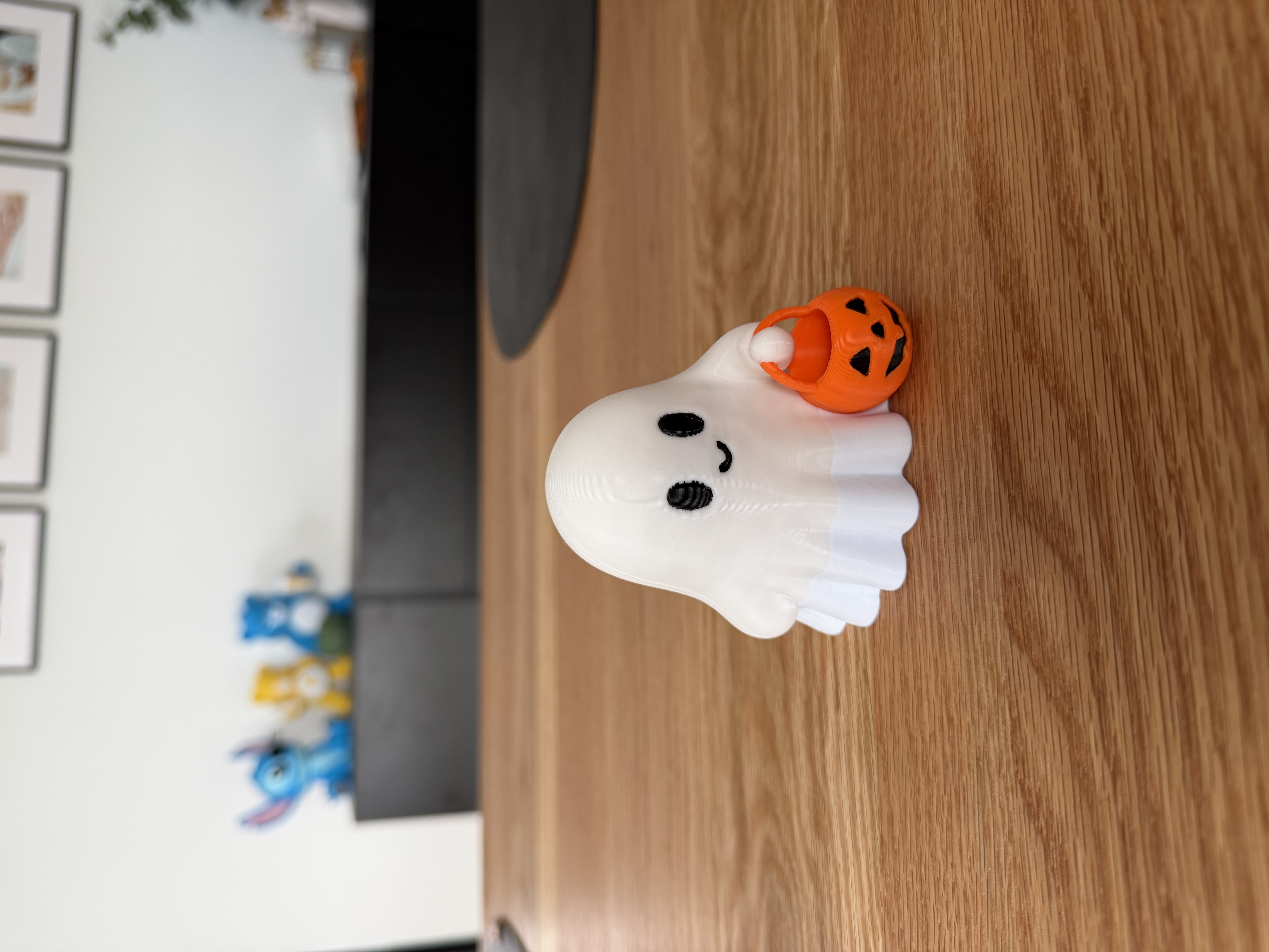 3MF-Datei Kleiner Geist mit Halloween-Körbchen